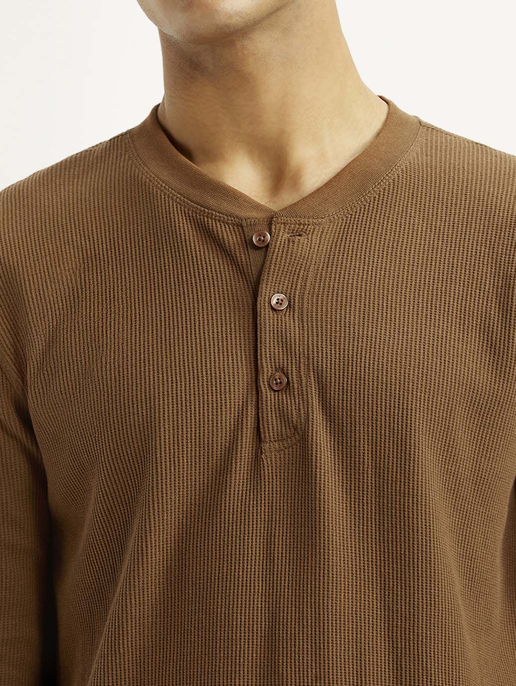 Men's Solid Henley Neck T-shirt