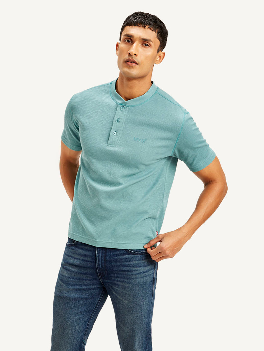 Men's Solid Slim Fit T-shirt