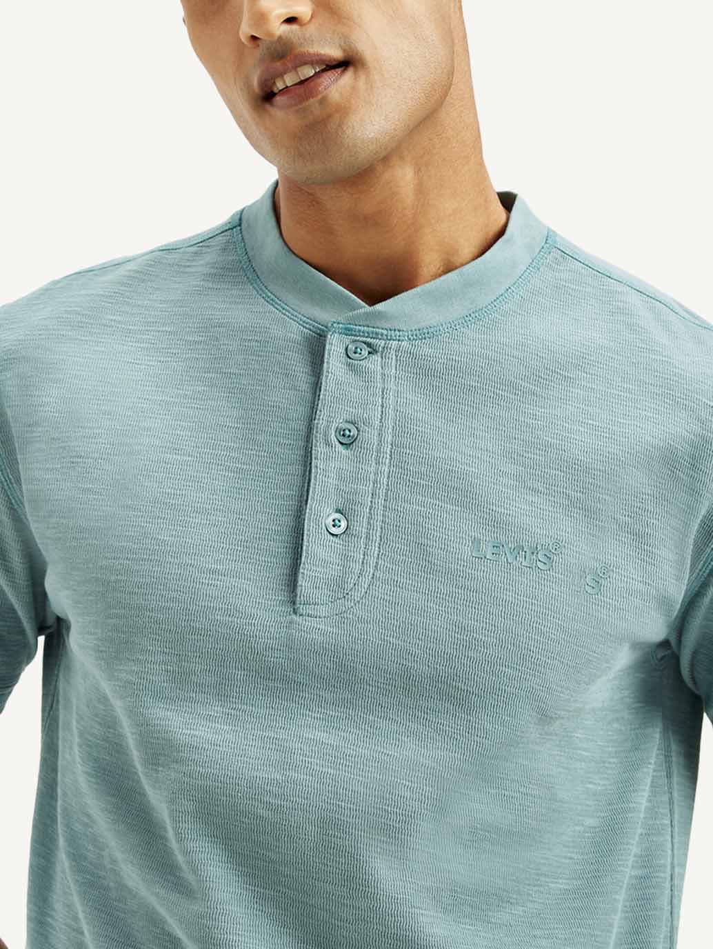 Men's Solid Slim Fit T-shirt