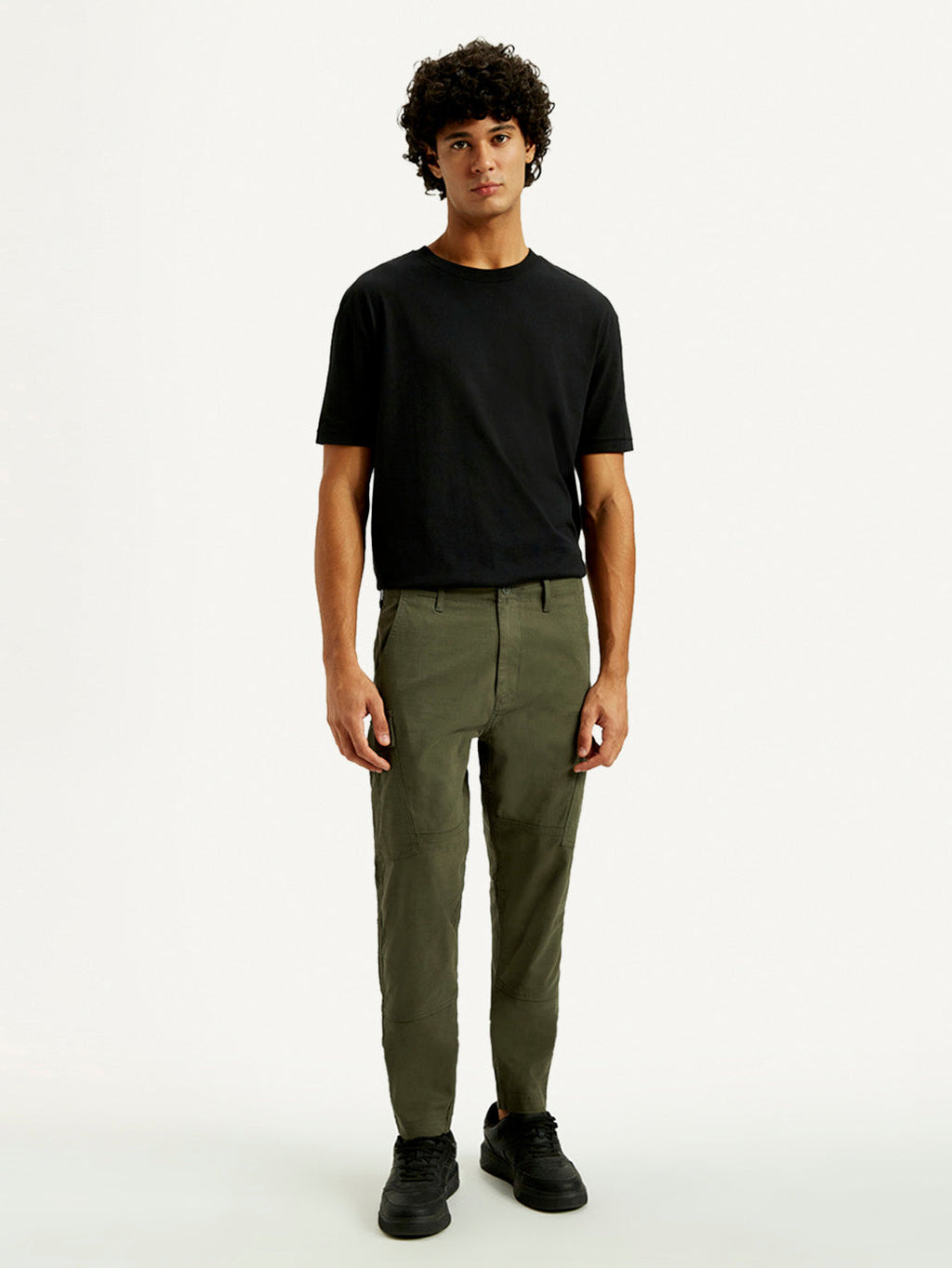 Men's Green Slim Fit Mid Rise Cargo Trousers