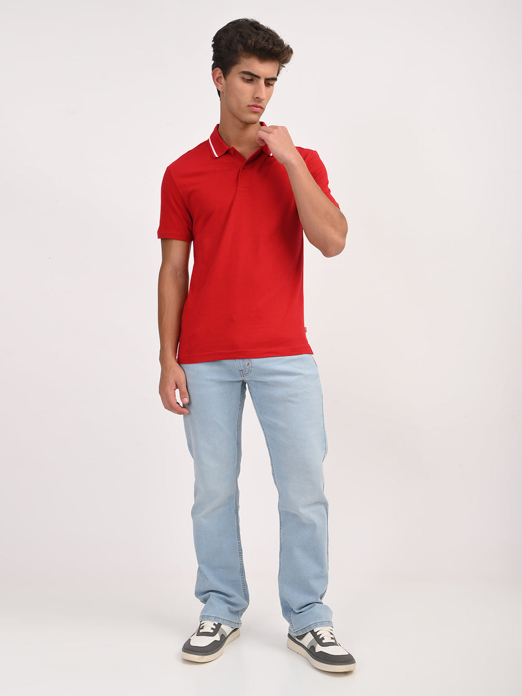 Men's Solid Red Slim Fit Polo T-shirt