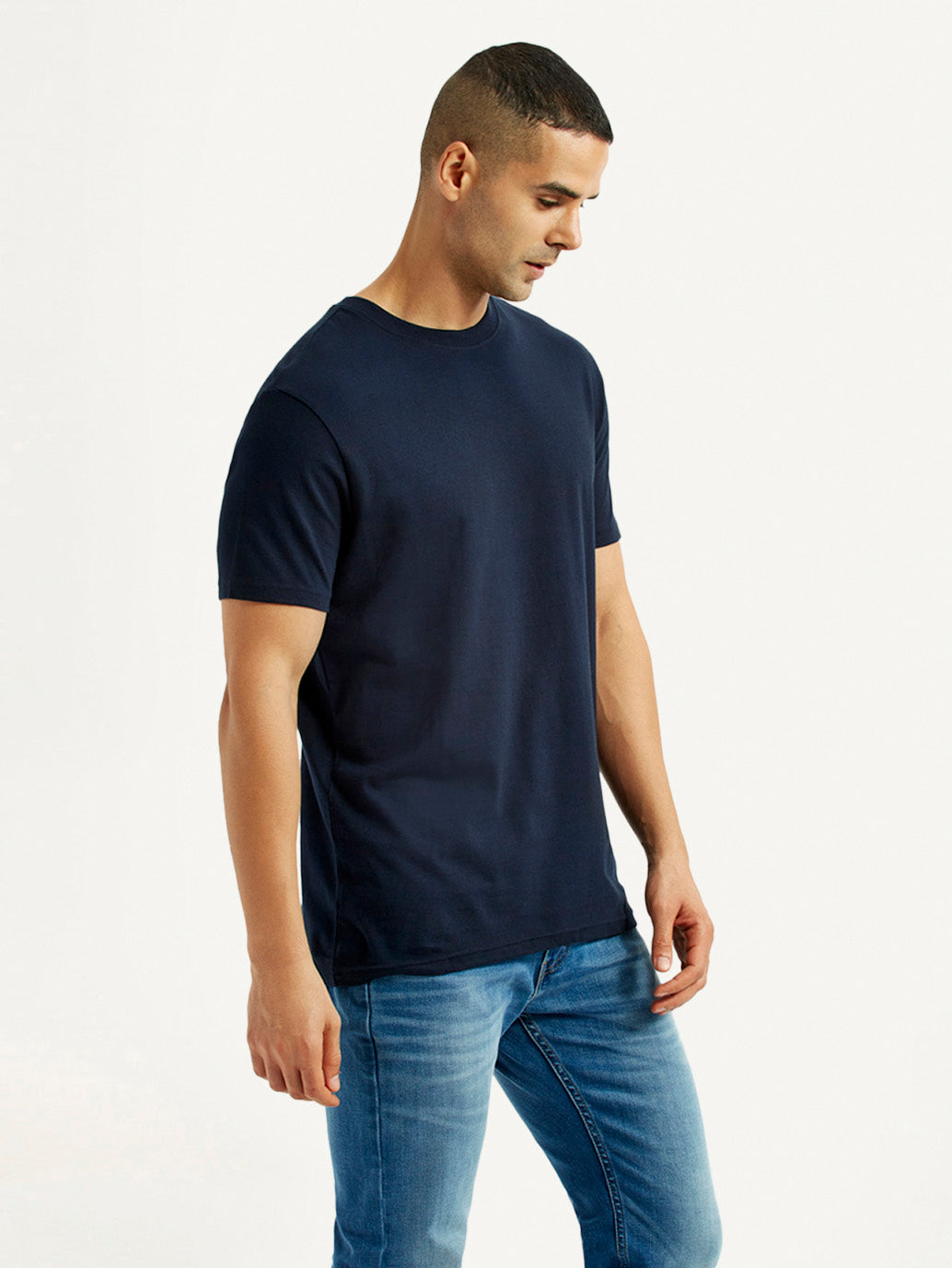 Men's Solid Black Slim Fit T-Shirt