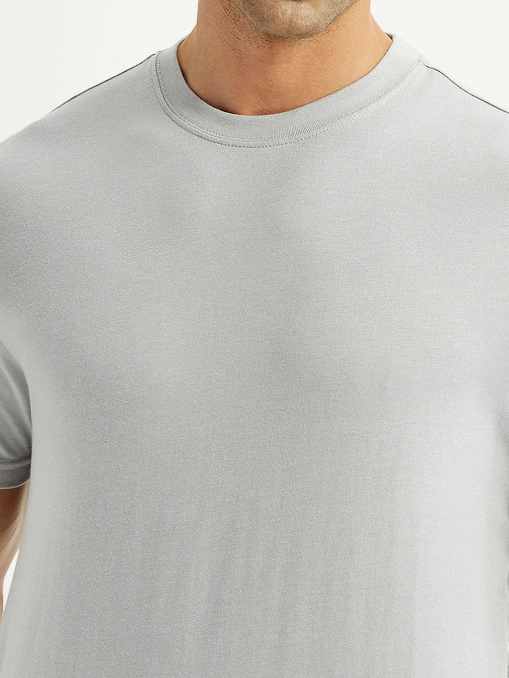 Men's Solid Light Grey Crew Neck T-shirt
