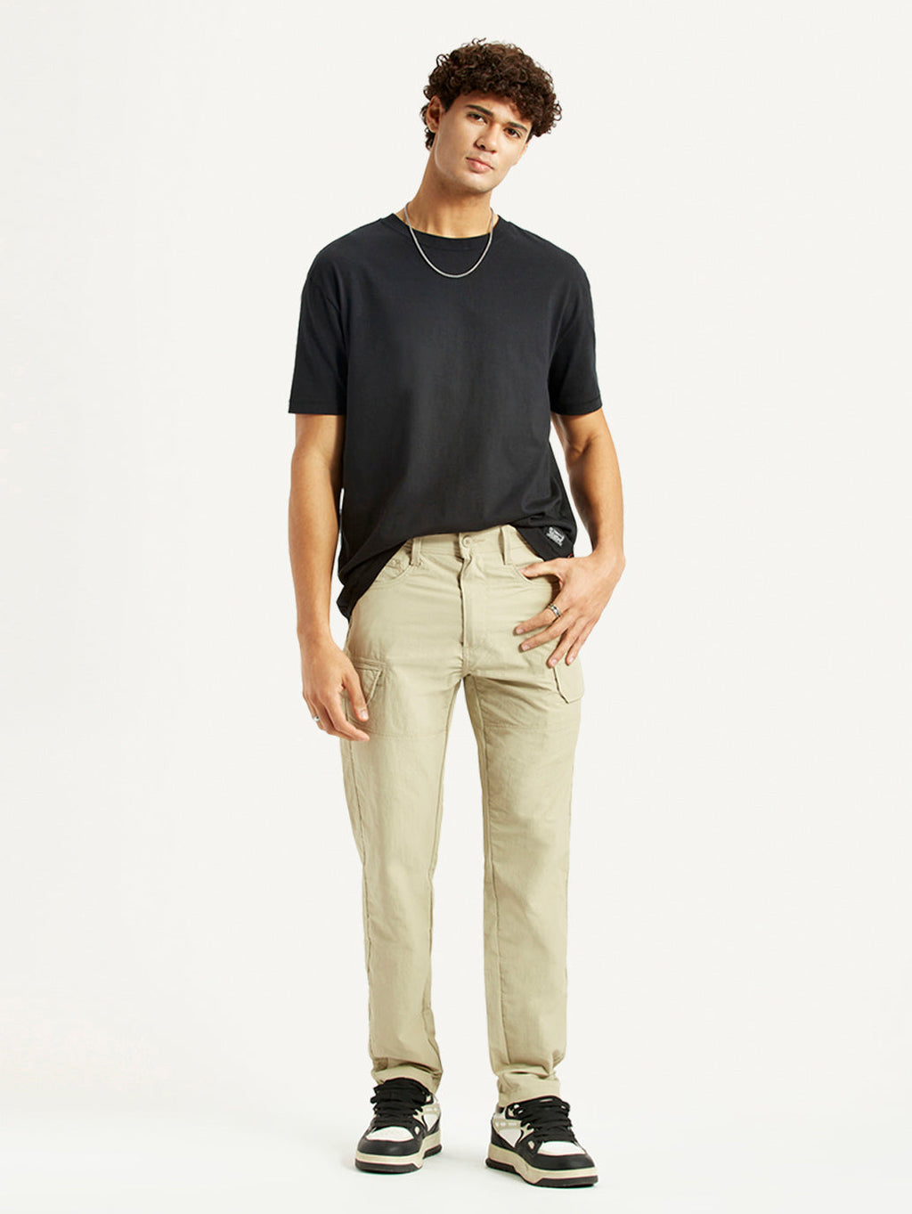 Men's Beige Slim Fit Mid Rise Cargo Trousers