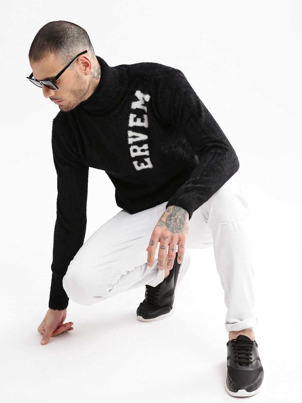 Men's Black Typography Turtle Neck Long Sleeves Pullover