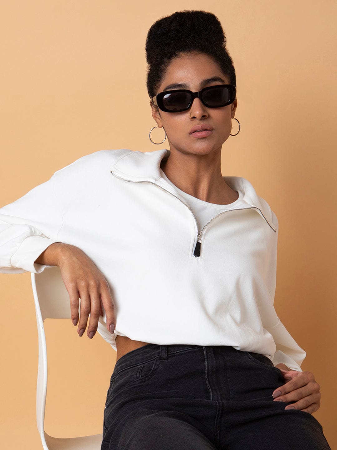 Women's Off White Solid Knits Shirt Collar Top