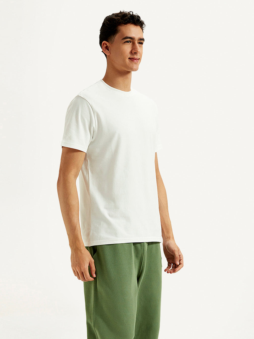 Men's Solid Slim Fit T-shirt