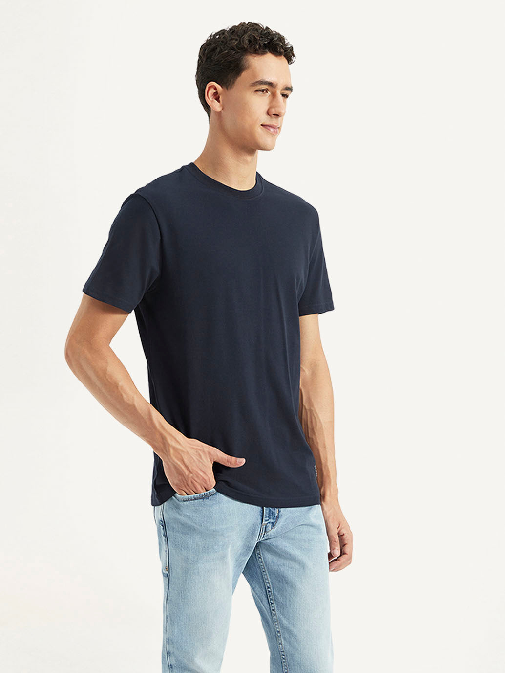 Men's Solid Slim Fit T-shirt