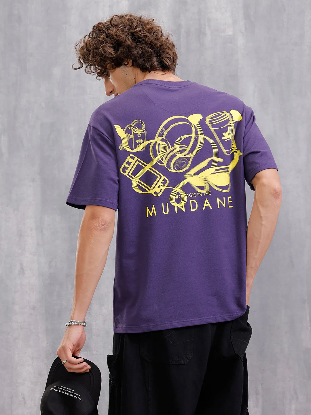 Mundane Objects Inspired Hazy Back Print Crew Neck T-Shirt | Purple