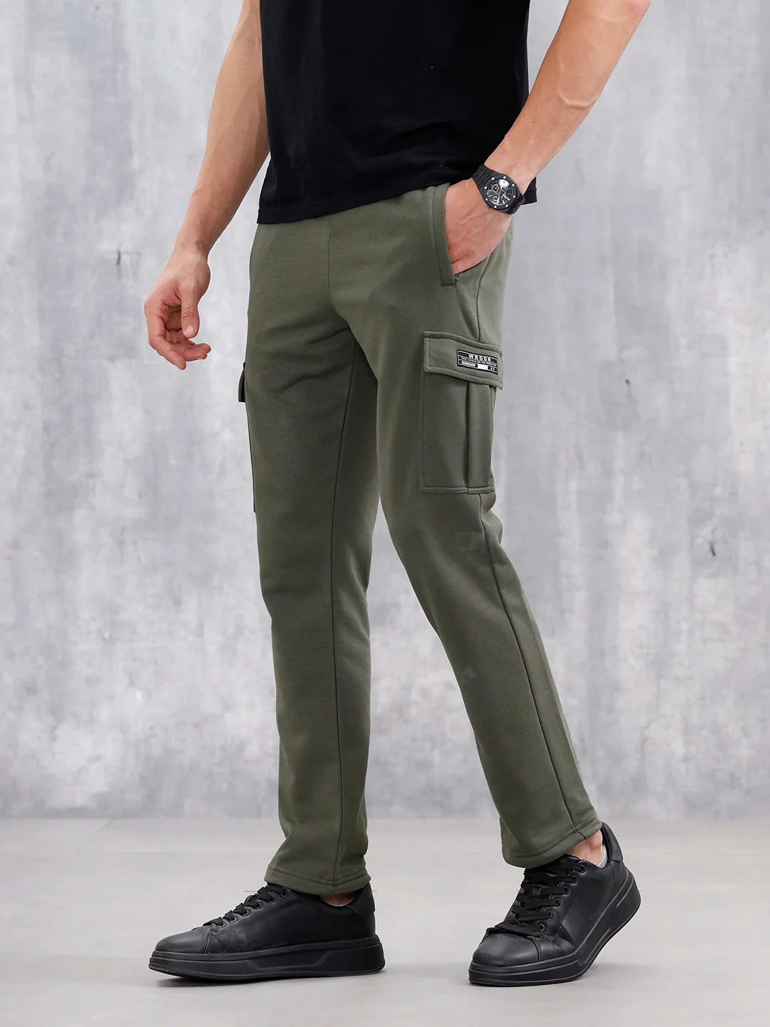 Men’s Straight Fit Knit Jogger With Pockets | Olive