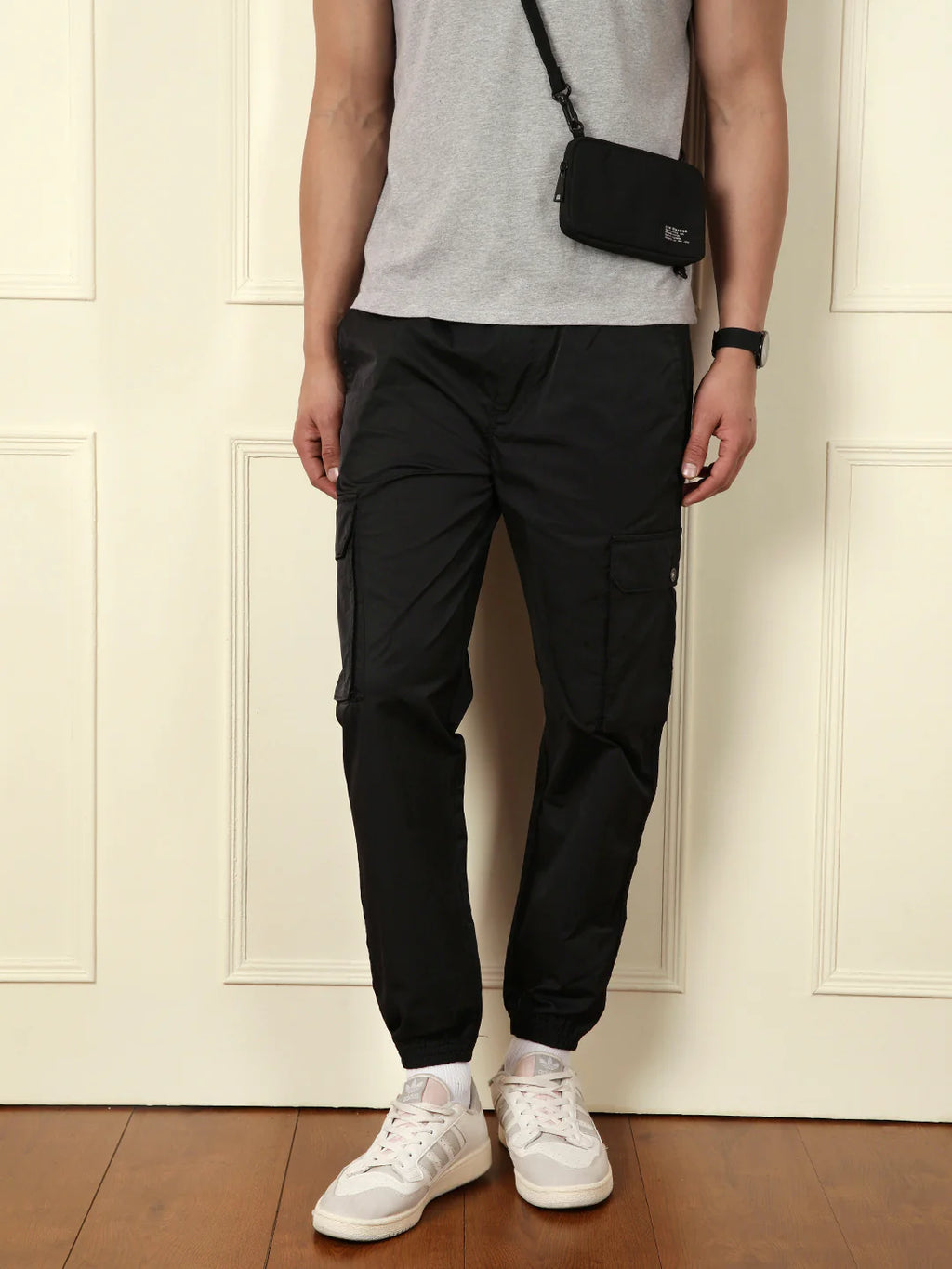 Loose Fit Cargo Jogger | Black