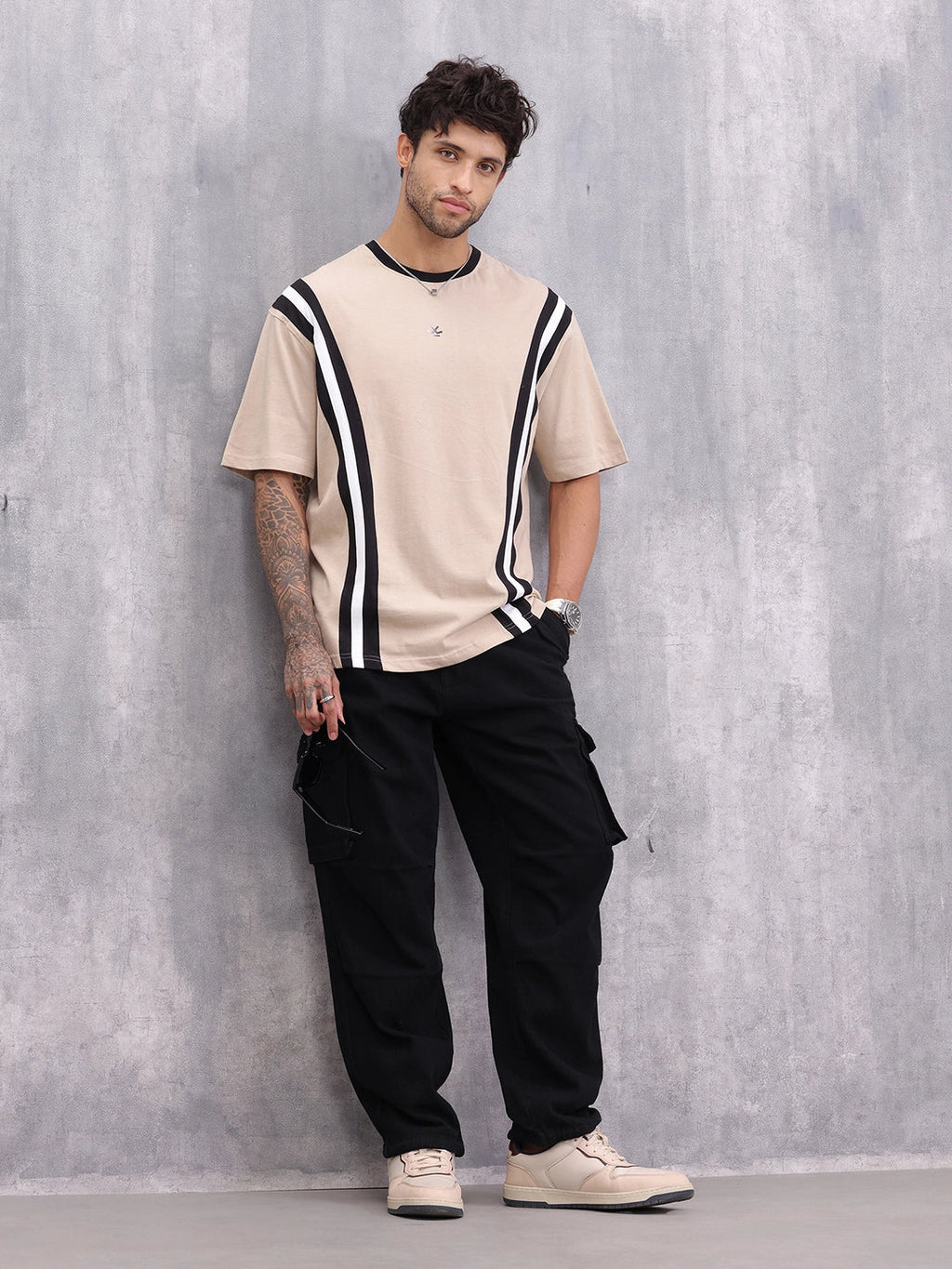 Contrast Cut&Sew Detail Sporty Look Oversized Fit T-shirt | Beige