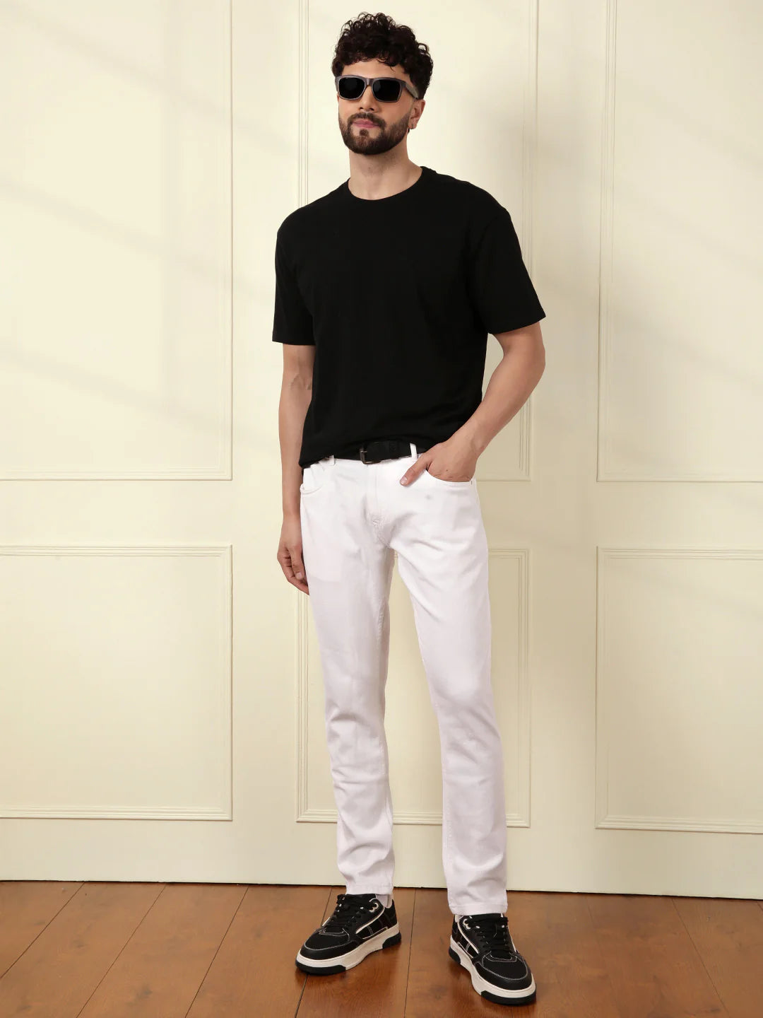 Classic Slim Tapered Jeans | White