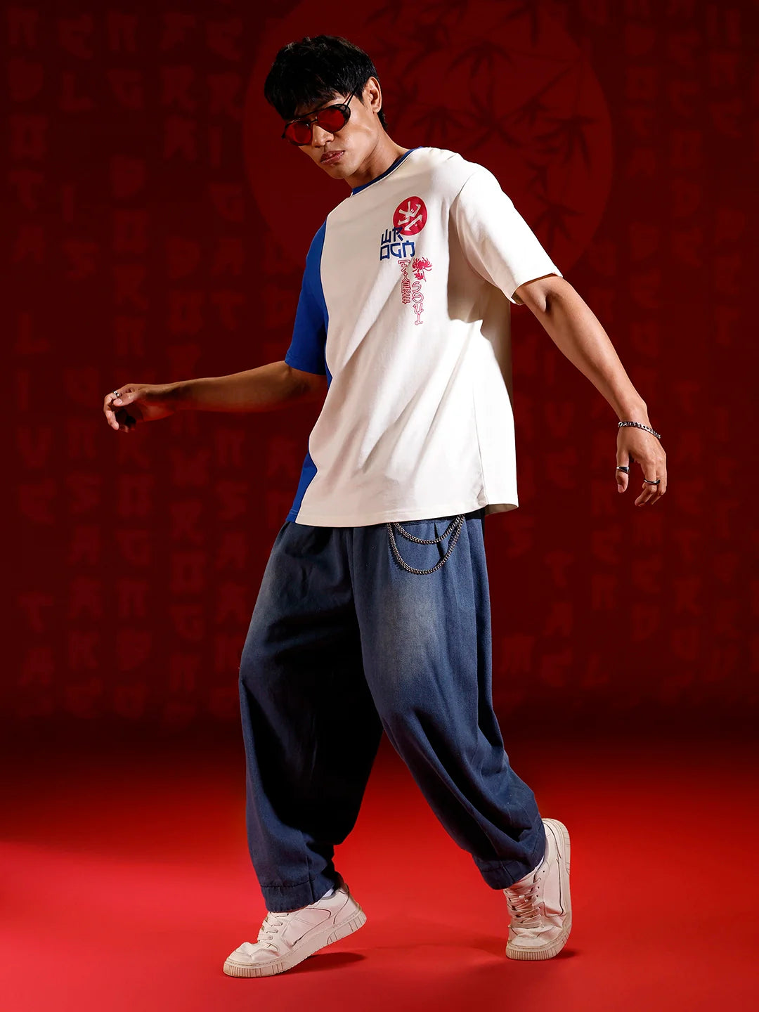 Japanese chest print color-block T-shirt | Off white