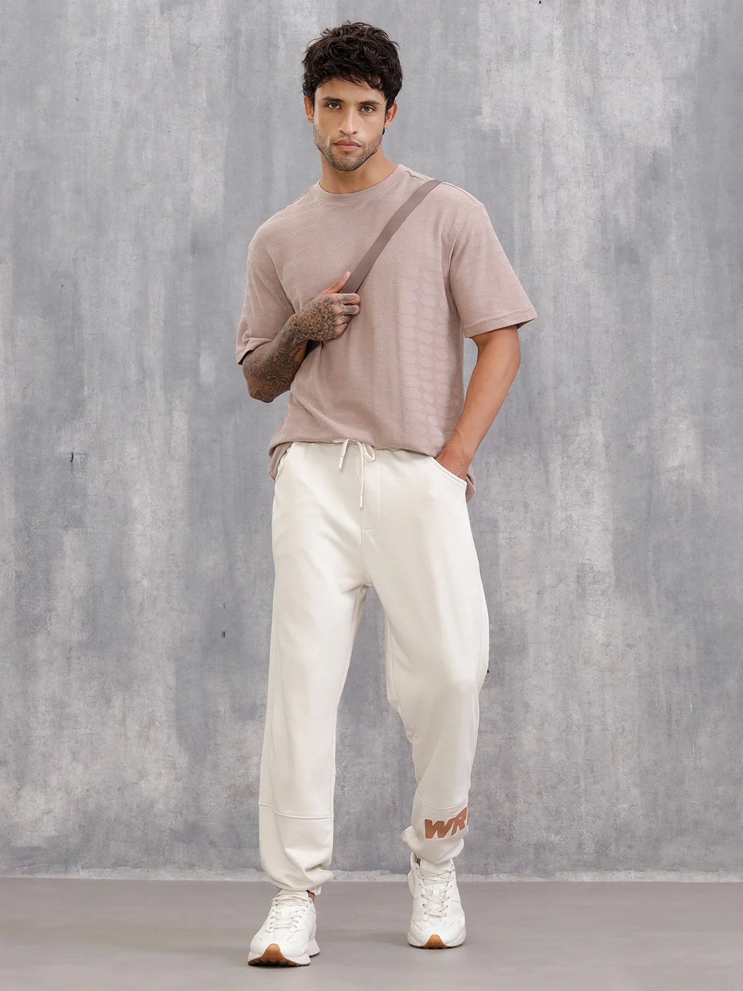 Cut&Sew Comfort Fit Jogger With Hd Print | White