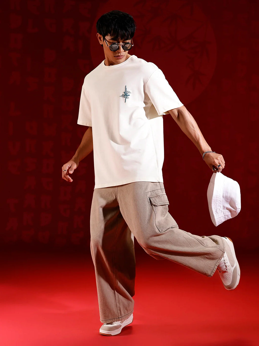 Puff print chest motif oversized tshirt | Off white