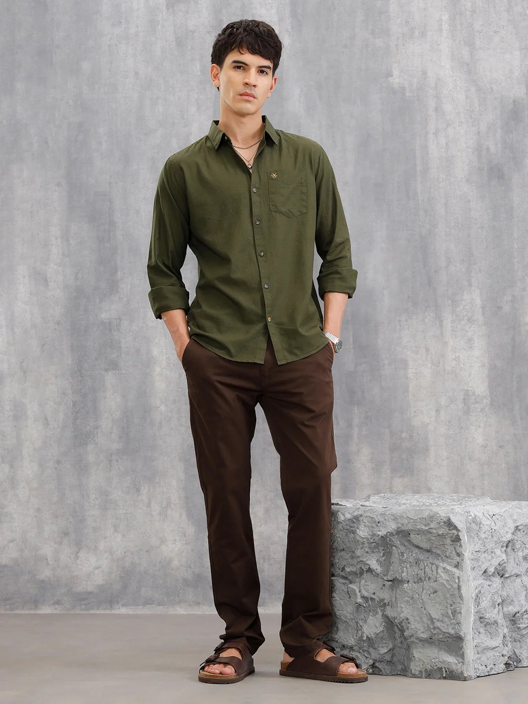 100% Cotton Enzyme Washed Regular Fit Shirt I Olive