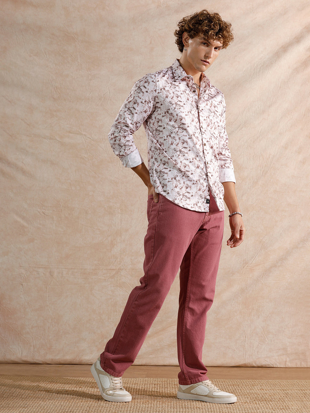 Casual Heavy Fade Relaxed Fit Jeans | Maroon