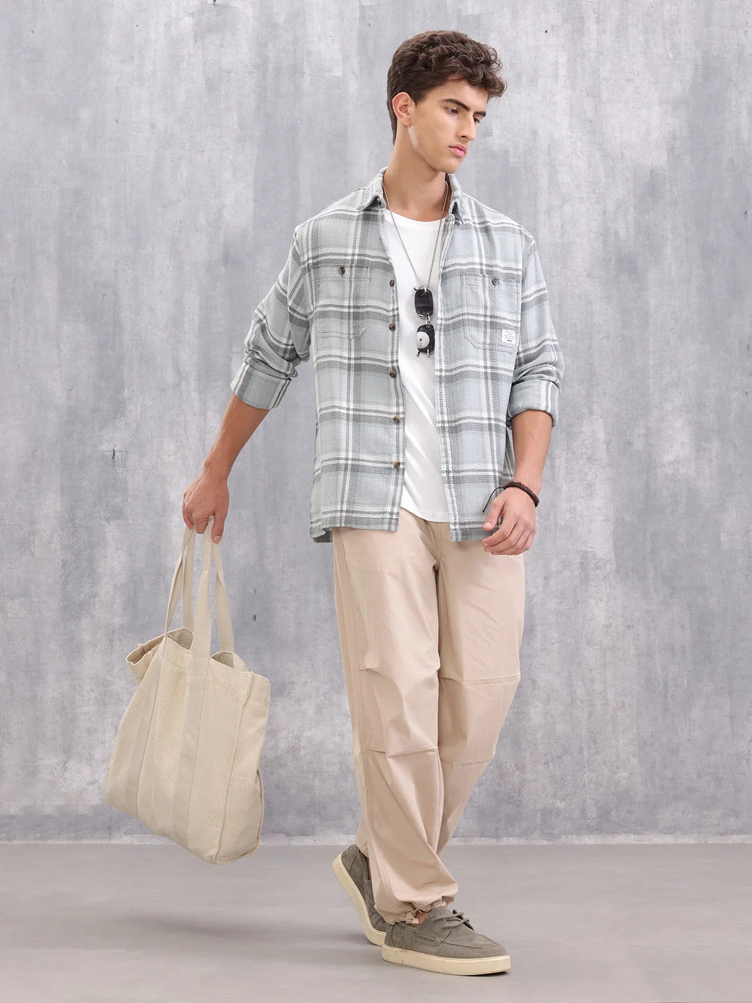 Comfort Fit Double Pocket Checks Shirt I Grey