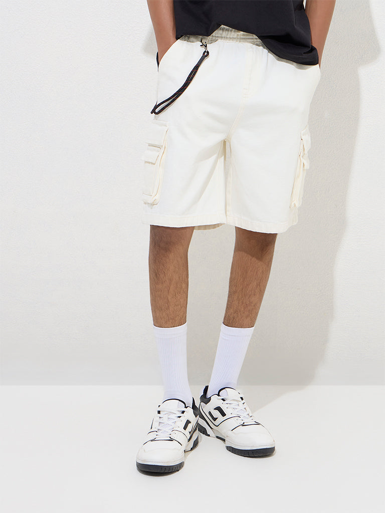 Y&F Kids Off-White Mid-Rise Denim Shorts