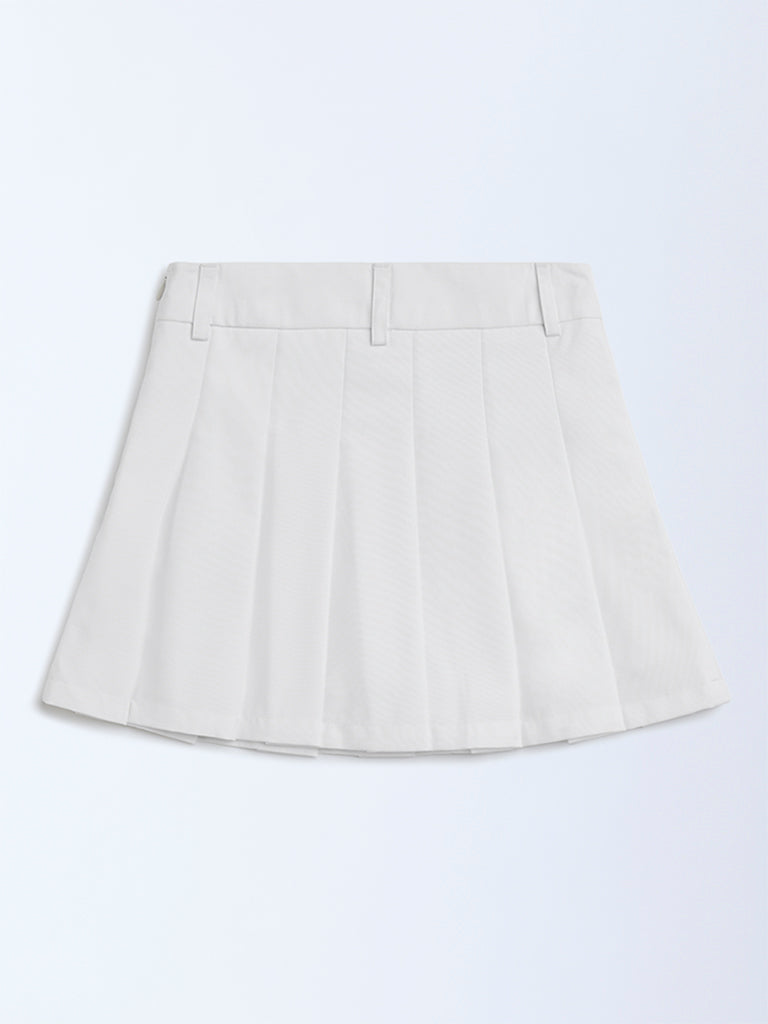 Y&F Kids White Box Pleated High-Rise Skirt