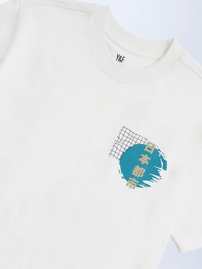 Y&F Kids Off-White Cityscape-Inspired Cotton T-Shirt