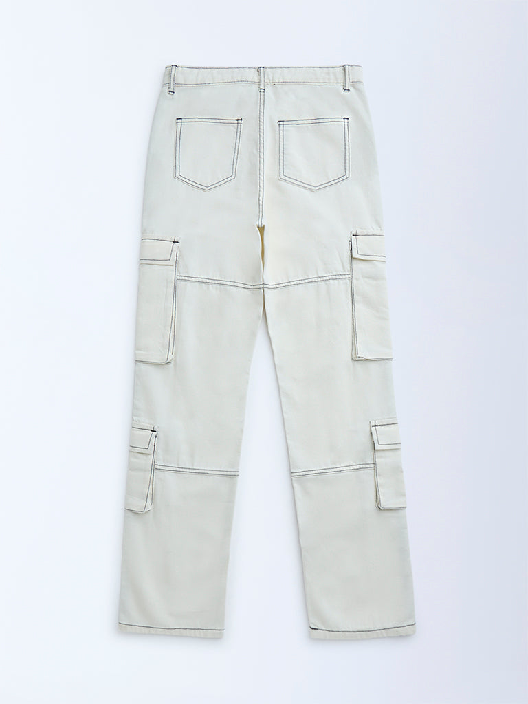 Y&F Kids Off-White Cargo-Style Mid-Rise Cotton Trousers