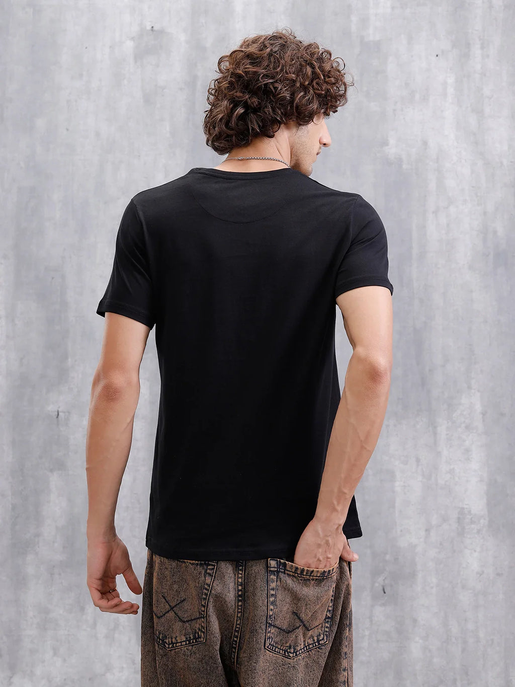 Bandana Logo Printed Slim Fit T-Shirt | Black