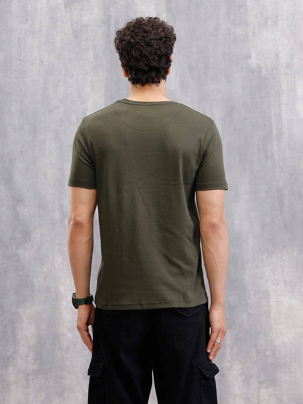 Premium Interlock Base With Dark Floral Logo Brand Carrier Crew Neck T-Shirt | Olive