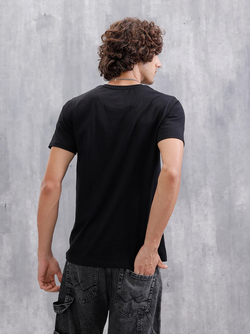 Solid Slim Fit T-Shirt | Black