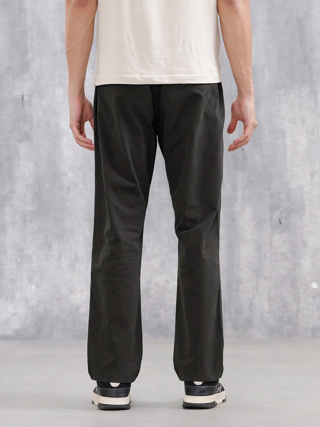 Men's Casual Straight Fit Trousers | Olive