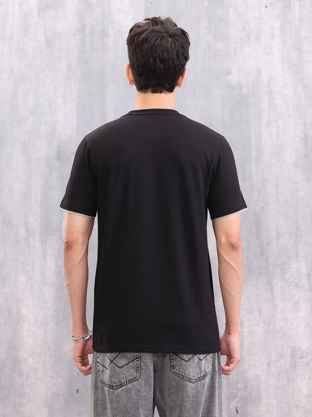 Knitted Structured Men Casual Slim Fit T-shirt | Black
