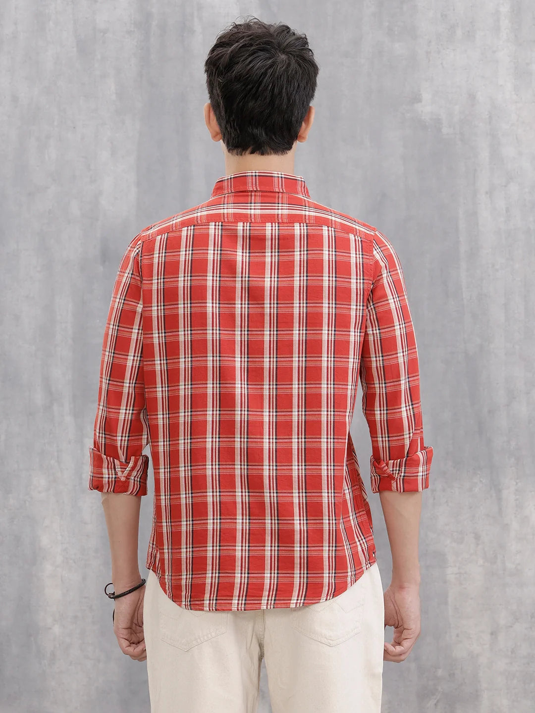 Classic Cotton Twill Checks In Slim Fit  |  Red
