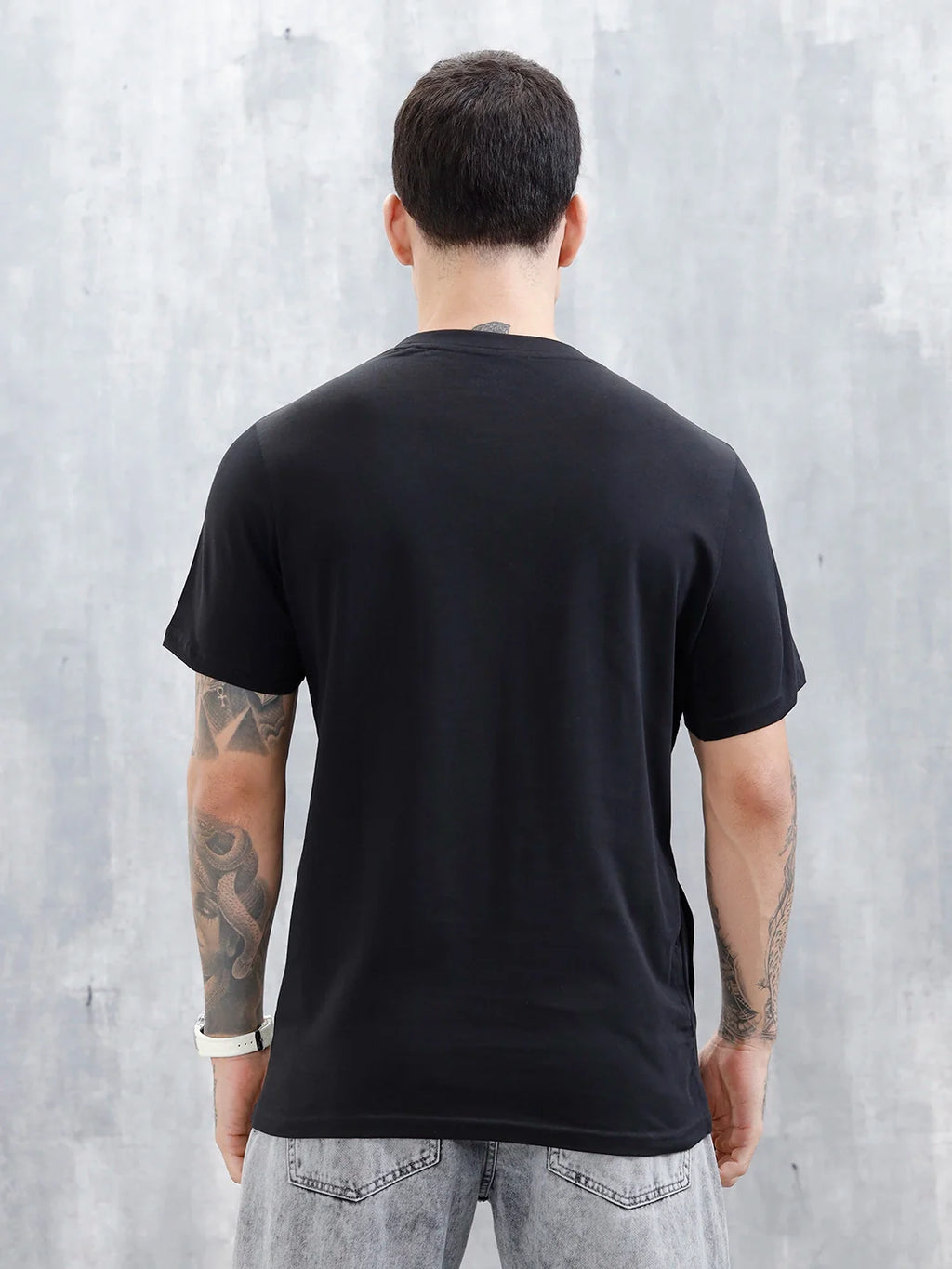 Casual Men's Tshirt With Cut&Sew Detail | Black