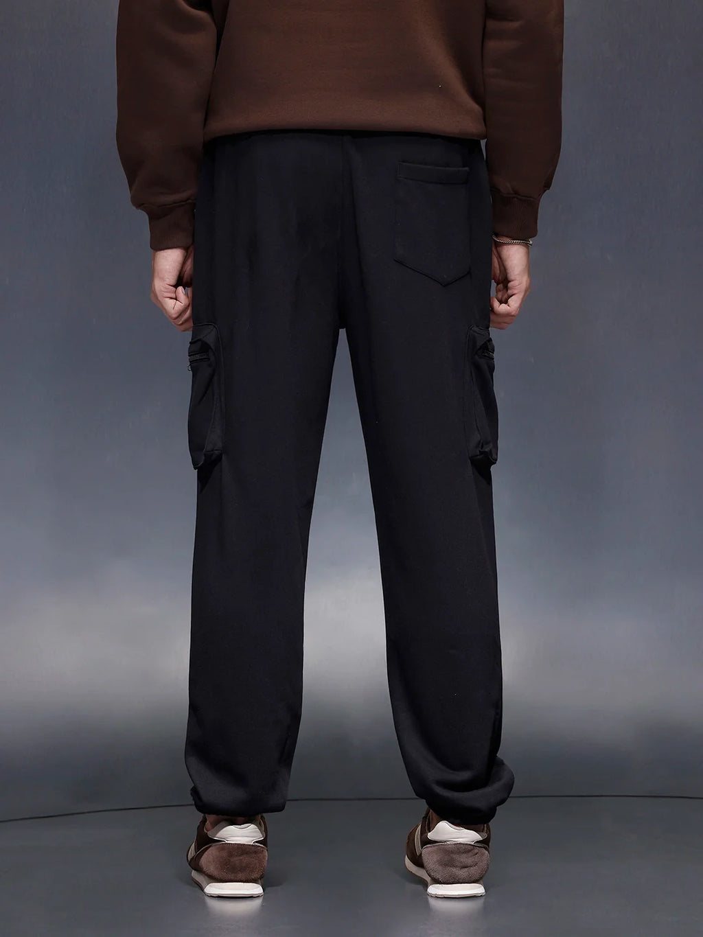 Men's casual Knitted jogger with cargo pockets | Black