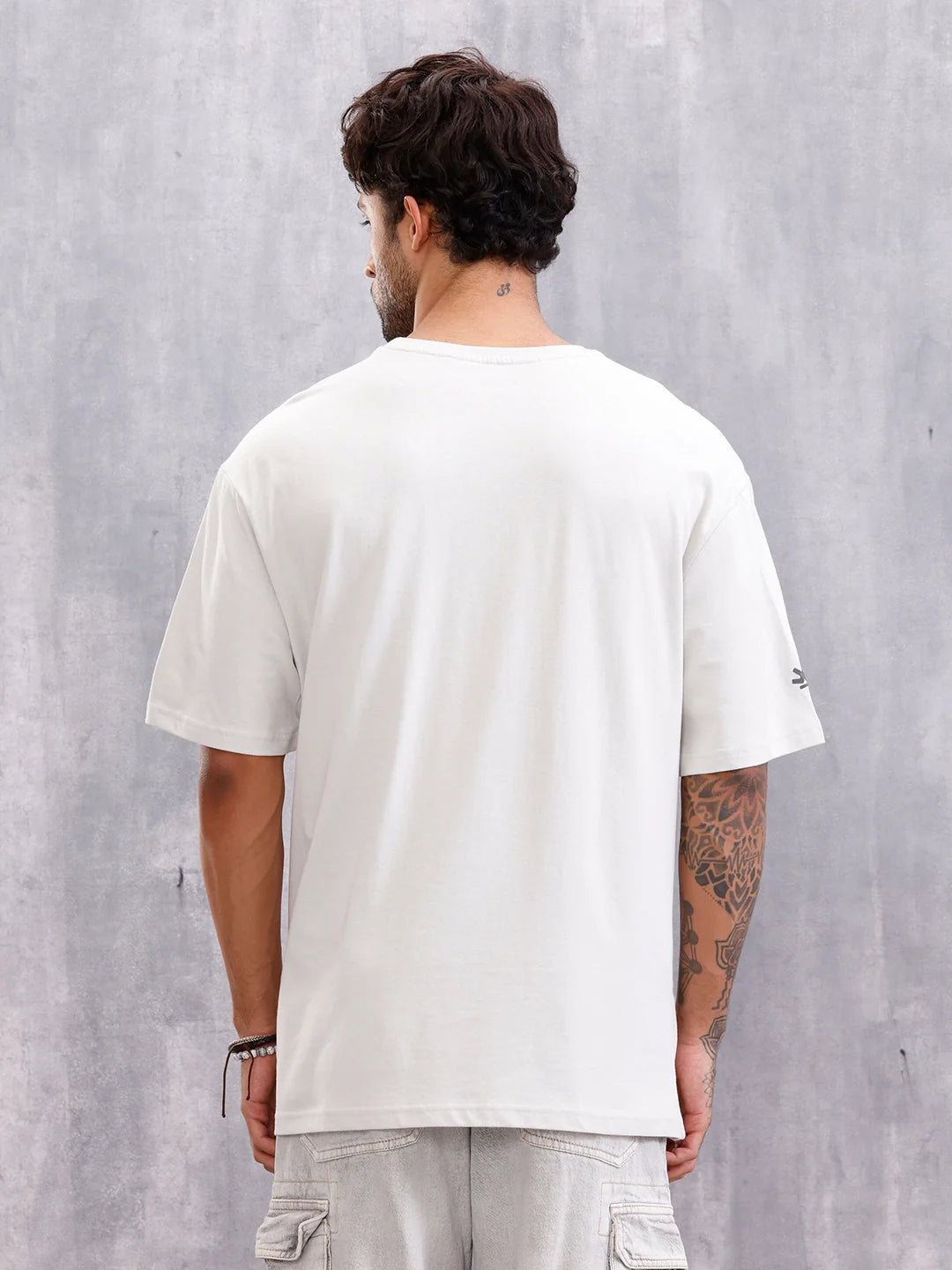 Contrast Stitch Detail Oversized Fit T-shirt With Patch Pocket | White