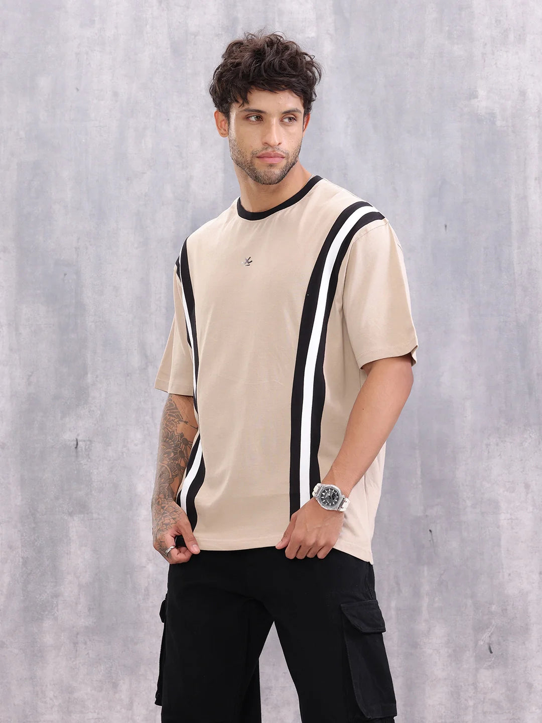 Contrast Cut&Sew Detail Sporty Look Oversized Fit T-shirt | Beige