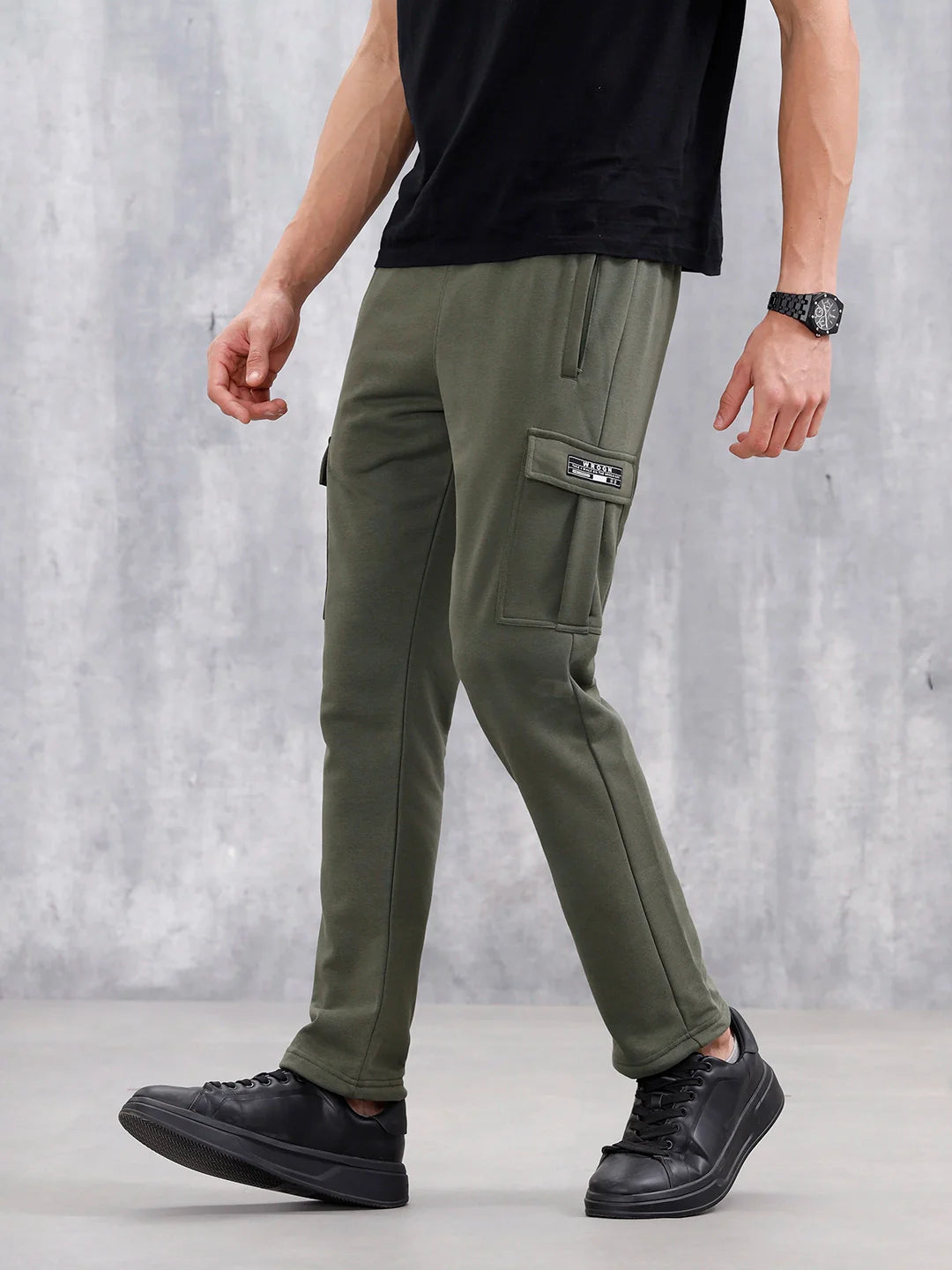 Men’s Straight Fit Knit Jogger With Pockets | Olive