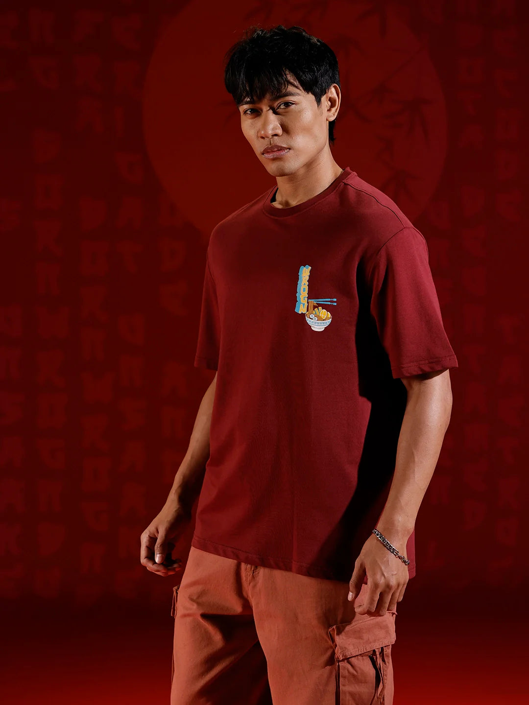 Minimal chest print T-shirt | Maroon