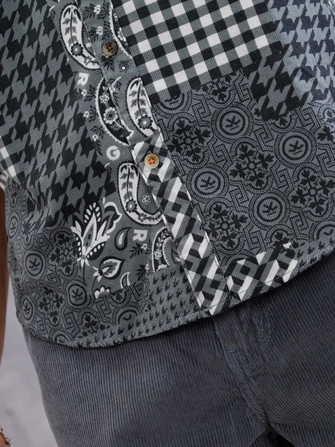 Corduroy Printed Shirt In Slim Fit | Black