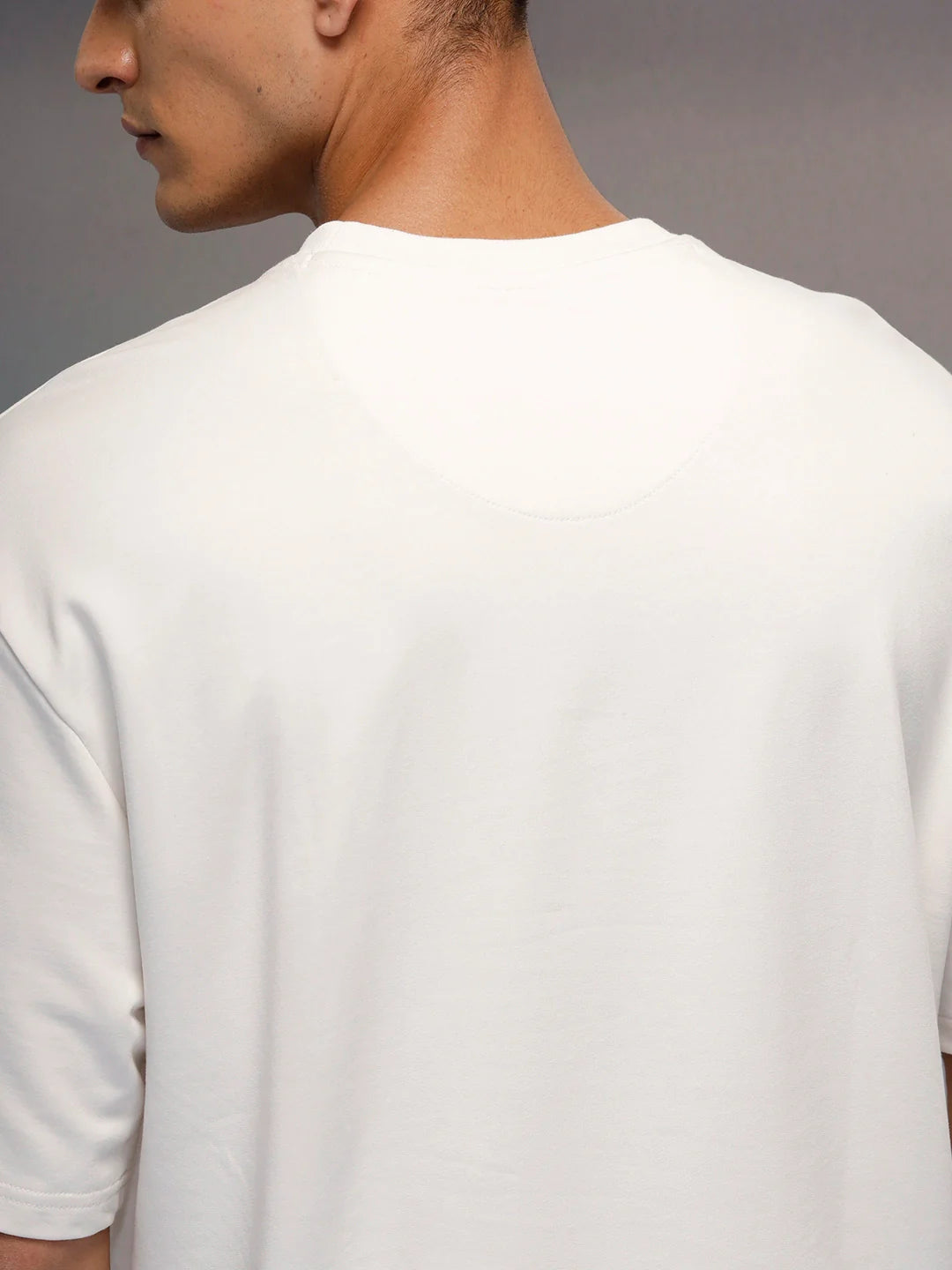 Grafitti inspired men's casual oversized fit t-shirt | White