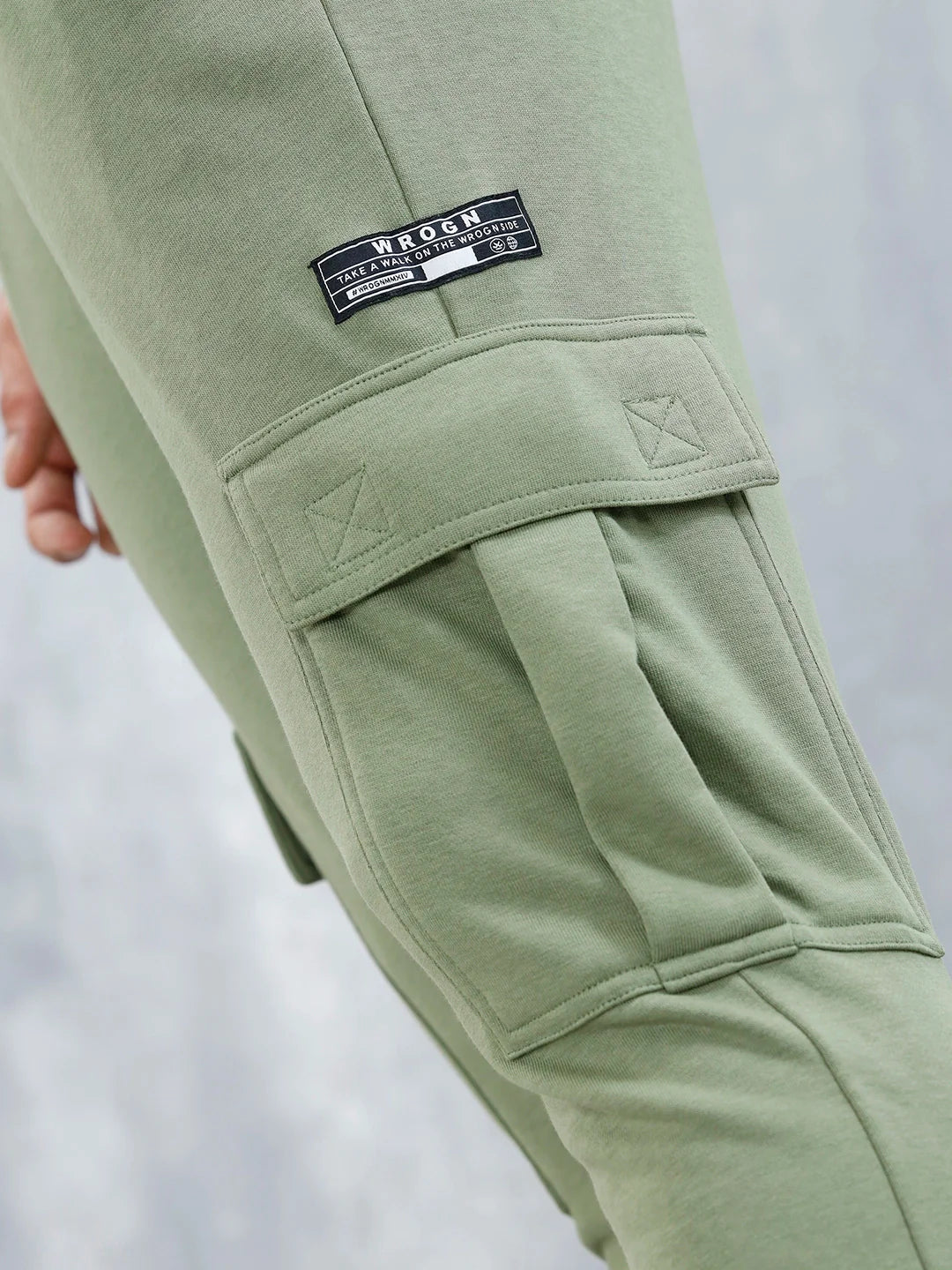 Men's Casual Straight Fit Cargo Knit Jogger | Olive