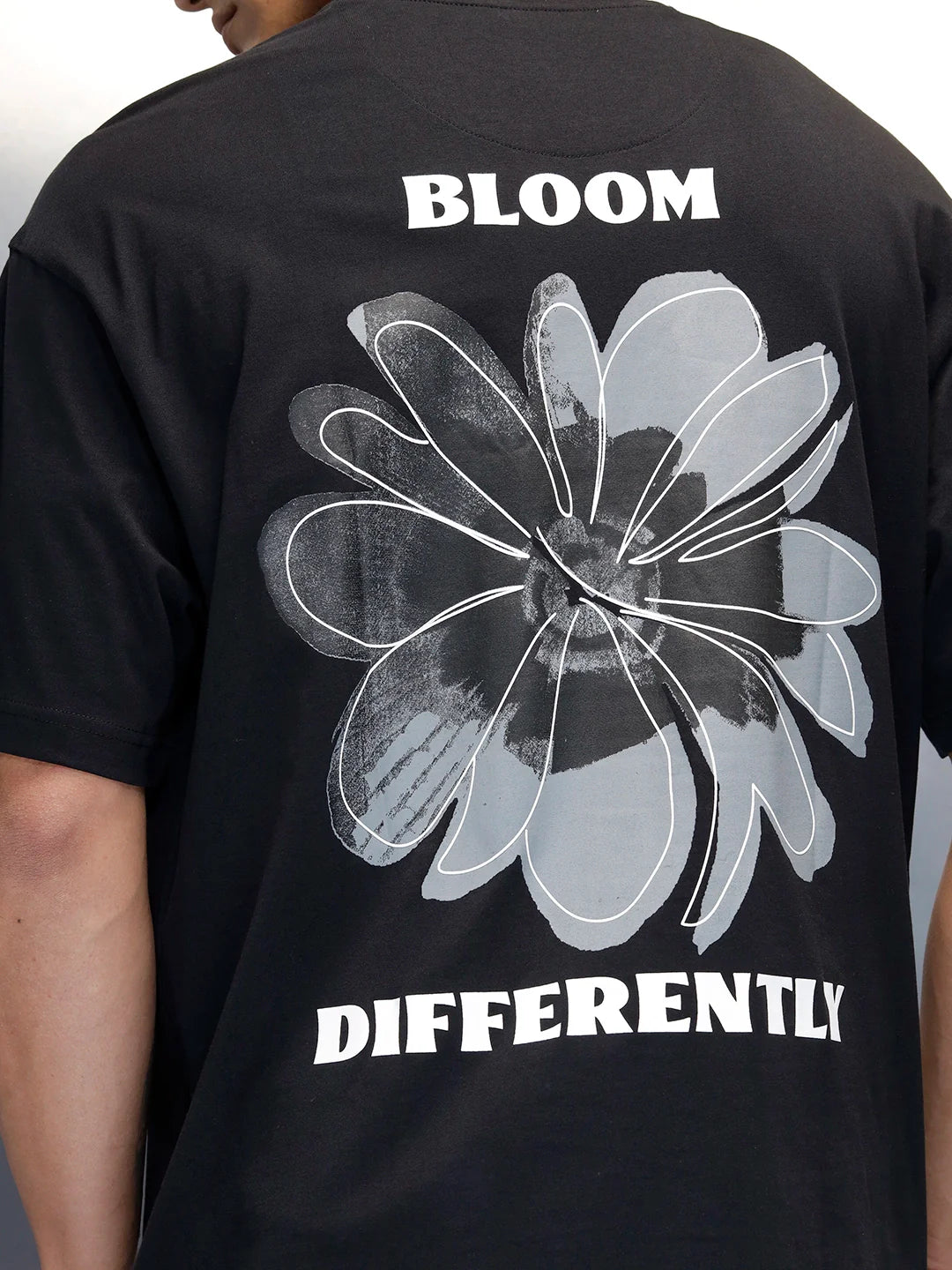 Men's Casual Floral Graphic Pritned T-Shirt | Black