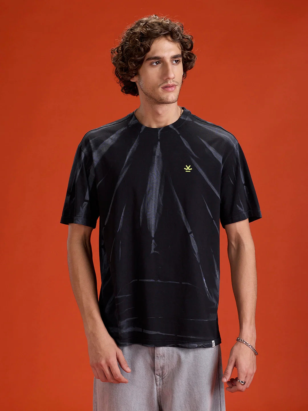 Grunge Look Oversized Fit T-shirt With Hd Logo Print | Black