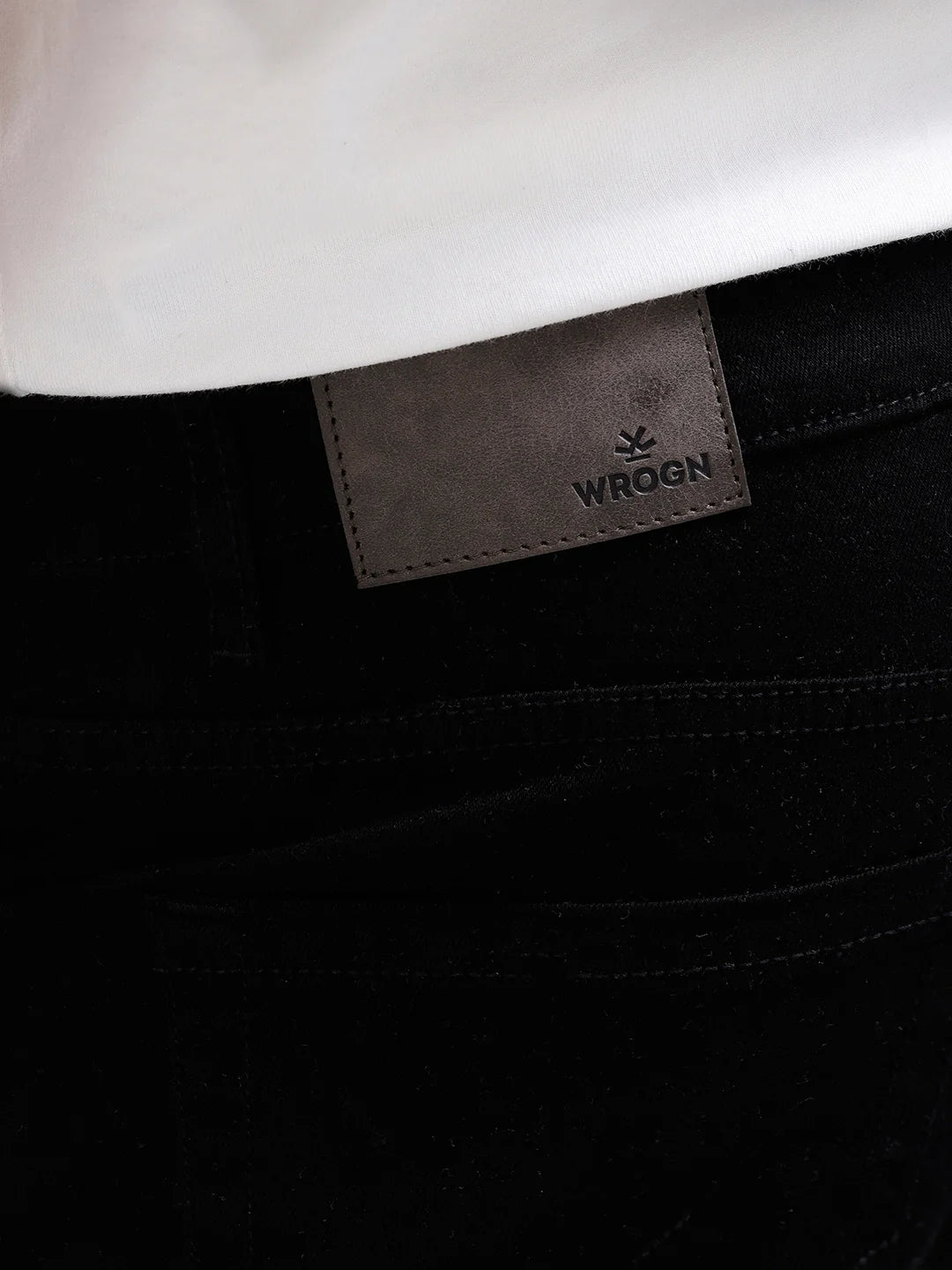 Cotton Blend Slim Tappered Jeans | Black