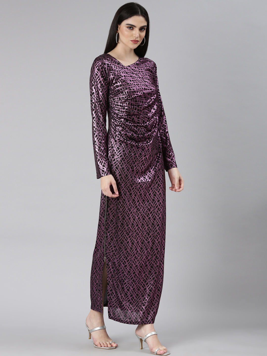 Women's Mauve Geometric Printed V-Neck Gathered Detail Fit & Flare Maxi Dress
