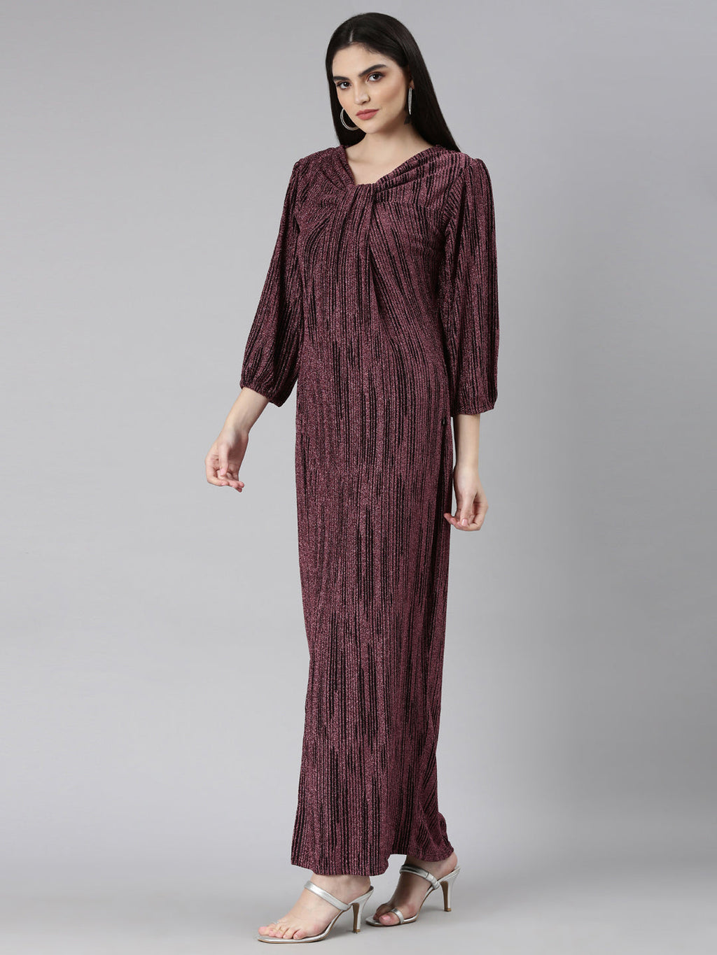 Women's Magenta Self Designed Cut-Out Detailed V-Neck Puff Sleeves Maxi Dress