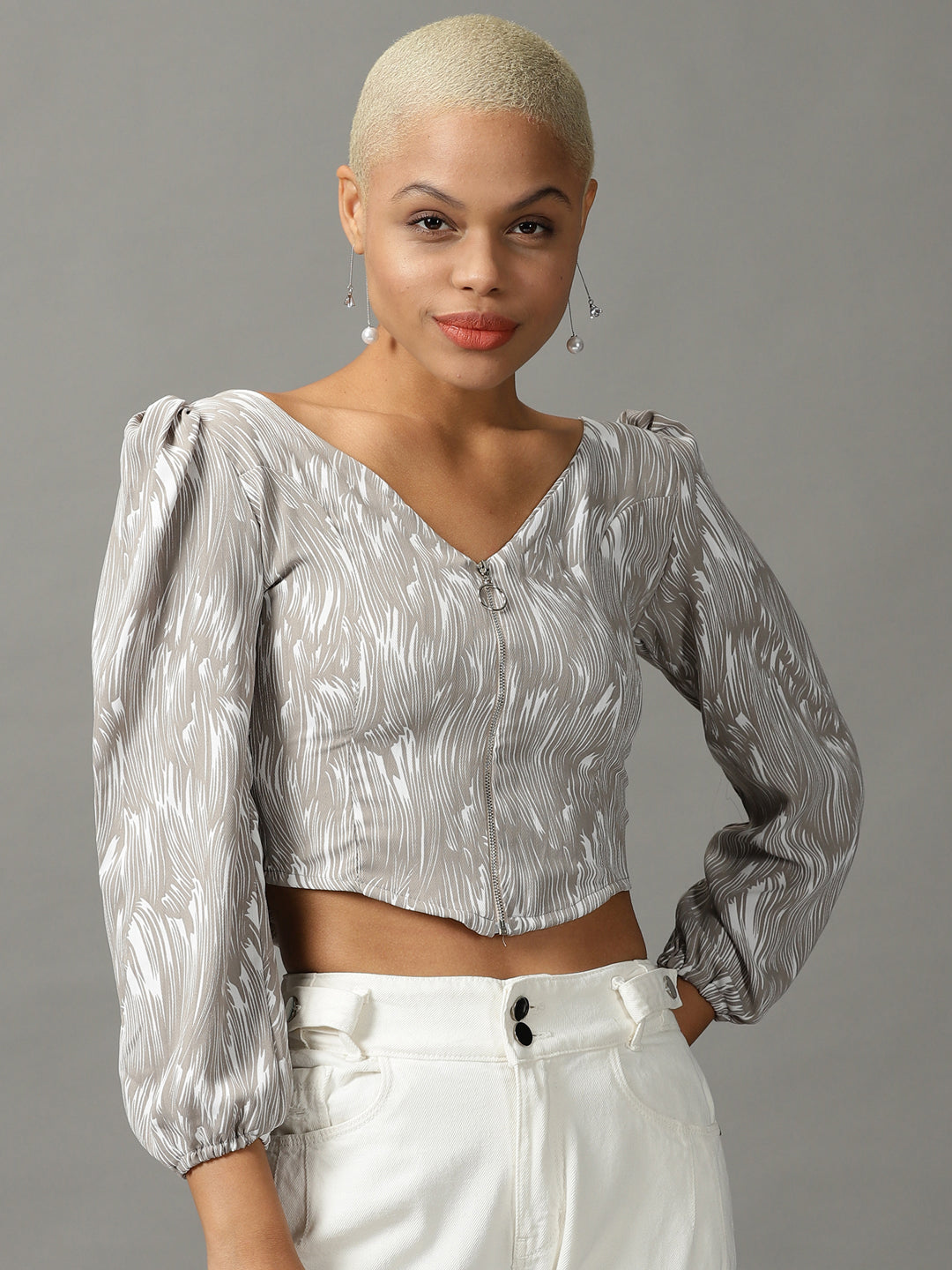 Women's Grey V-Neck Print Crop Top