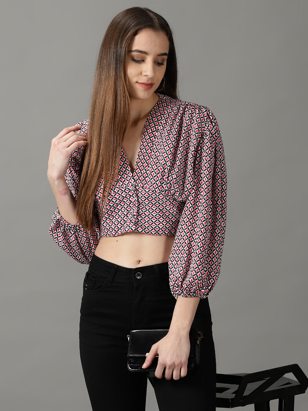 Women's Black Geometric Print Blouson Crop Top