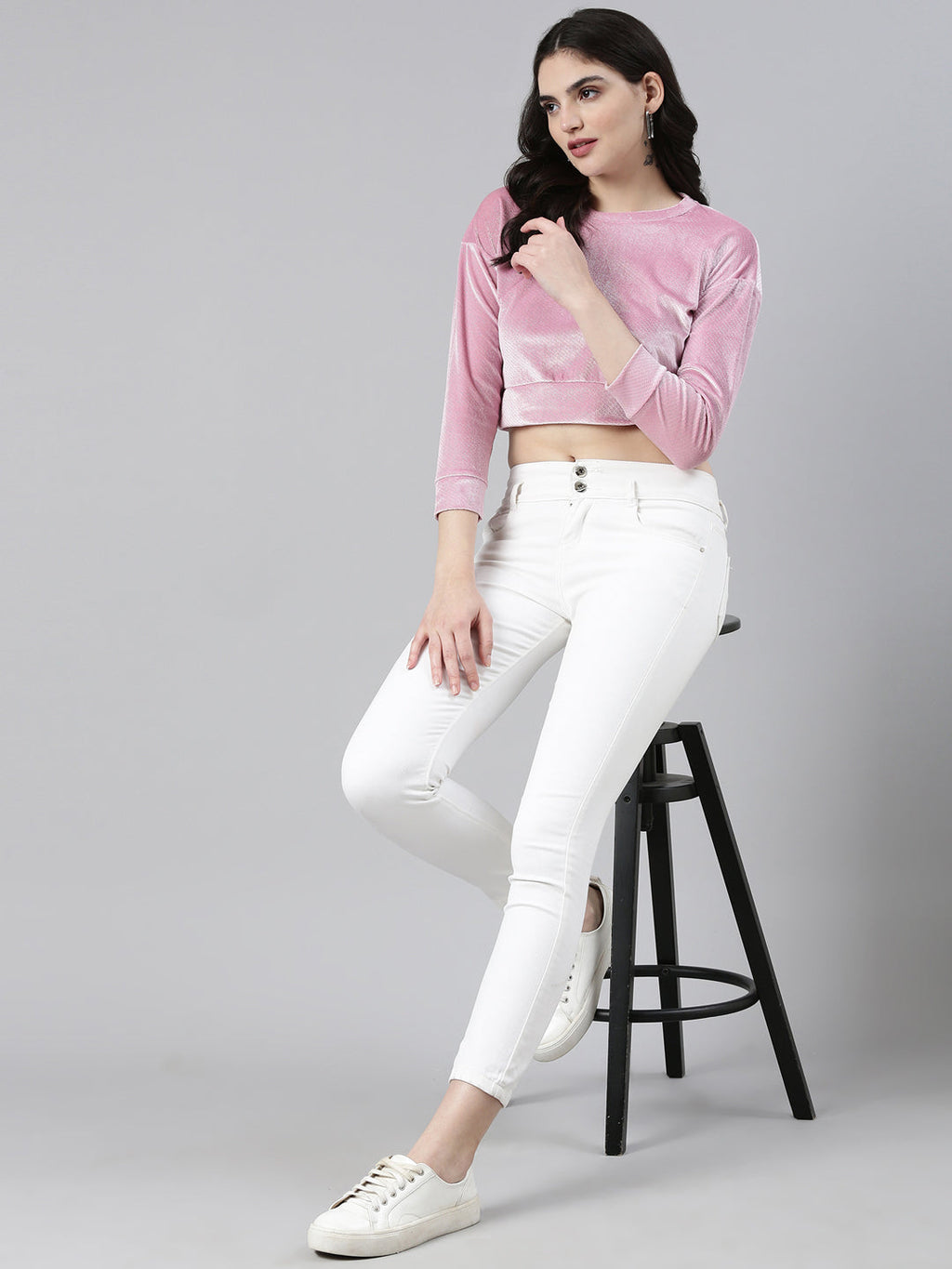 Women's Pink Round Neck Drop shoulder Sleeves Velvet Crop Top
